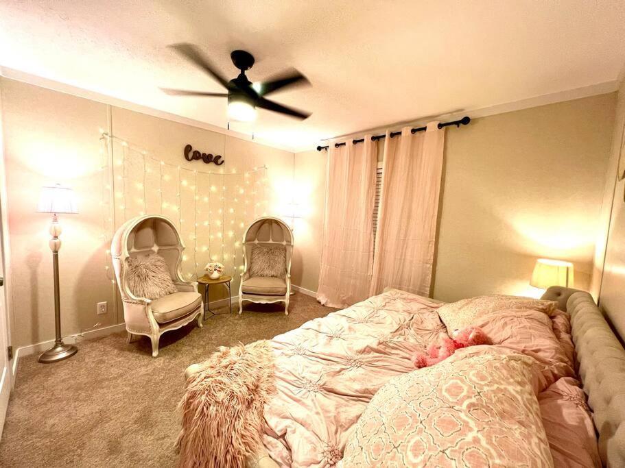 Holiday home Pink Flamingo House *