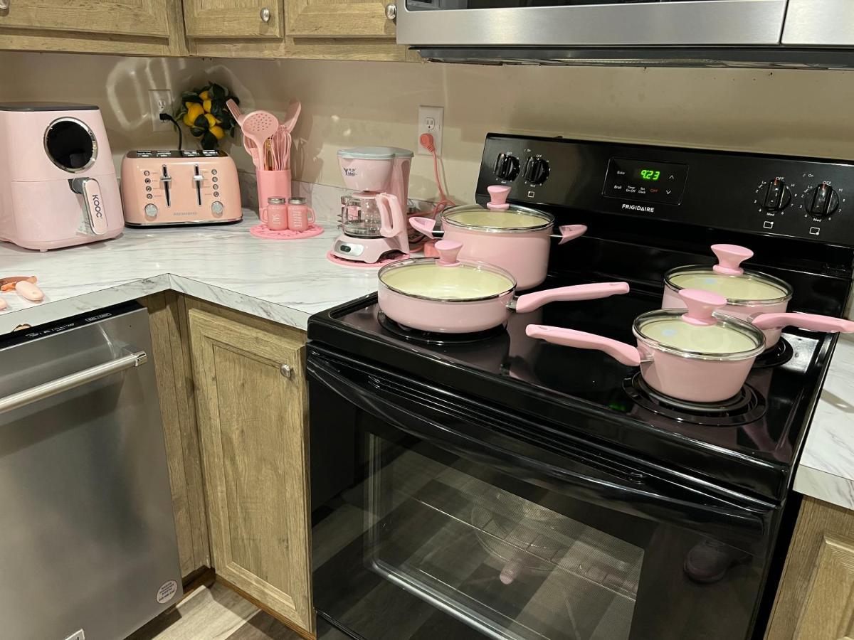 Holiday home Pink Flamingo House